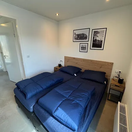 Nyaraló Enkhuizer Beachhouse Deck Acht Mit Zaun Nr 408 Enkhuizen