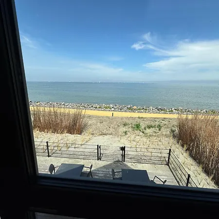 Nyaraló Enkhuizer Beachhouse Deck Acht Mit Zaun Nr 408