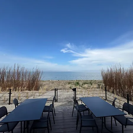 Enkhuizer Beachhouse Deck Acht Mit Zaun Nr 408